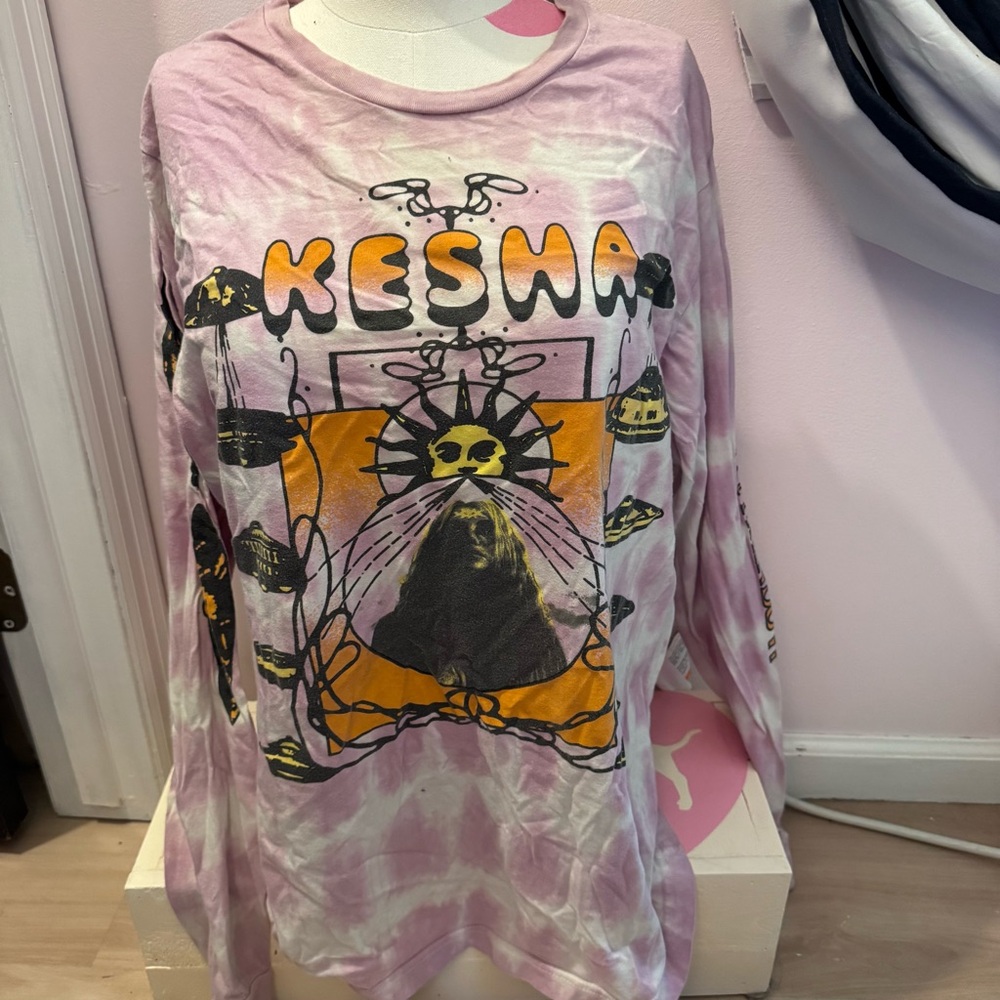 RARE Kesha Ke$ha Tour Tee Rainbow